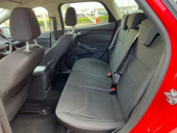 Ford Focus 1.6 Zetec Powershift Euro 6 5dr