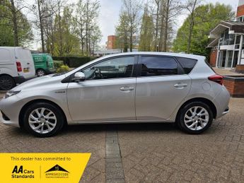 Toyota Auris 1.8 VVT-h Business Edition Hatchback 5dr Petrol Hybrid CVT Euro 