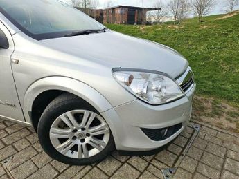 Vauxhall Astra 1.8i 16v Design 5dr