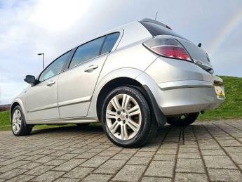 Vauxhall Astra 1.8i 16v Design 5dr