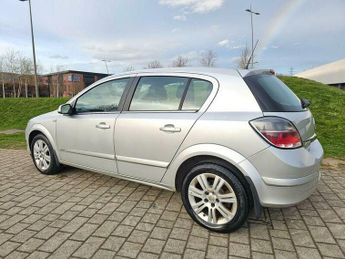 Vauxhall Astra 1.8i 16v Design 5dr