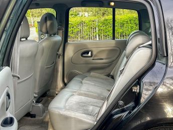 Renault Clio 1.6 Initiale Auto 110 Bhp | Sat Nav _ Bi Xenon Headlights _ Sunr