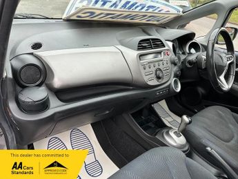 Honda Jazz 1.4 AUTO CVT I-VTEC EX I-SHIFT 100 BHP AUTOMAIC