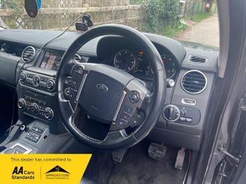 Land Rover Discovery SDV6 SE TECH