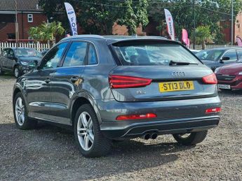 Audi Q3 2.0 TDI S line SUV 5dr Diesel S Tronic quattro Euro 5 (s/s) (177