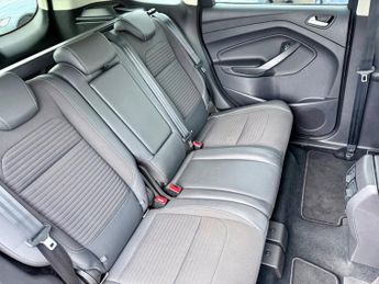 Ford Kuga TITANIUM EDITION TDCI