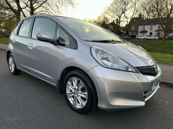 Honda Jazz 1.4 i-VTEC ES CVT Euro 5 5dr