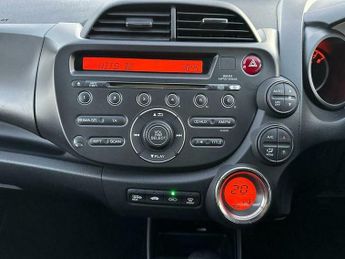 Honda Jazz 1.4 i-VTEC ES CVT Euro 5 5dr