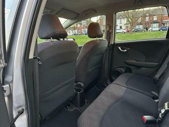 Honda Jazz 1.4 i-VTEC ES CVT Euro 5 5dr
