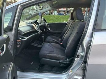 Honda Jazz 1.4 i-VTEC ES CVT Euro 5 5dr