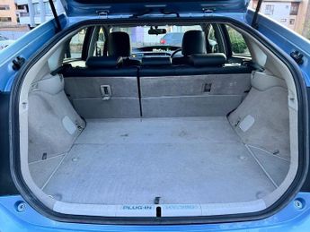 Toyota Prius PLUG-IN HYBRID