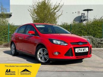 Ford Focus 1.0T EcoBoost Titanium Navigator Euro 5 (s/s) 5dr