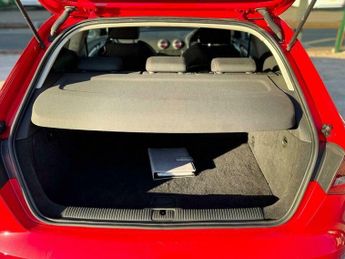 Audi A3 1.6 TDI Sport S Tronic Euro 5 (s/s) 3dr