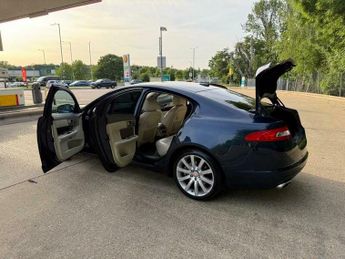 Jaguar XF 3.0 V6 Premium Luxury Saloon 4dr Petrol Auto Euro 5 (s/s) (340 p