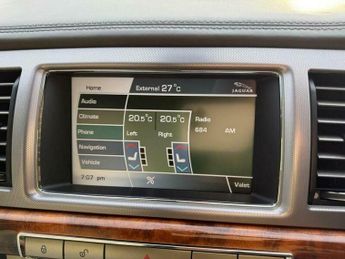Jaguar XF 3.0 V6 Premium Luxury Saloon 4dr Petrol Auto Euro 5 (s/s) (340 p