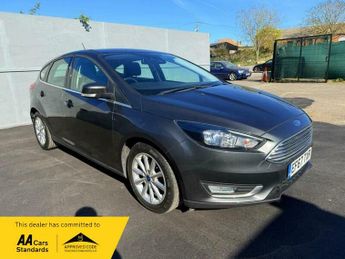 Ford Focus 1.0T EcoBoost Titanium Auto Euro 6 (s/s) 5dr