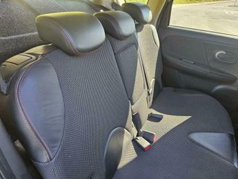 Nissan Note 1.6 16V Tekna Auto Euro 4 5dr