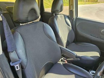 Nissan Note 1.6 16V Tekna Auto Euro 4 5dr