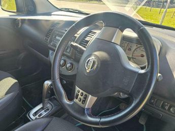 Nissan Note 1.6 16V Tekna Auto Euro 4 5dr