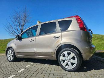 Nissan Note 1.6 16V Tekna Auto Euro 4 5dr