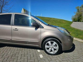Nissan Note 1.6 16V Tekna Auto Euro 4 5dr