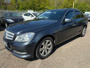 Mercedes-Benz C Class 1.6 C180 BlueEfficiency Executive SE G-Tronic+ Euro 5 (s/s) 4dr