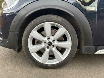 MINI Countryman 1.5 10kWh Cooper SE Exclusive Auto ALL4 Euro 6 (s/s) 5dr