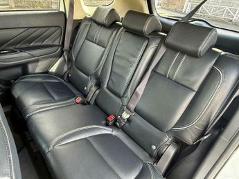 Mitsubishi Outlander 2.0h 12kWh GX4h CVT 4WD Euro 6 (s/s) 5dr