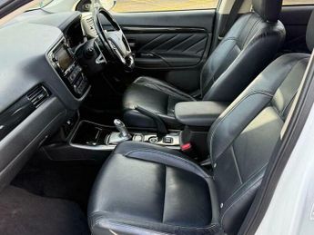 Mitsubishi Outlander 2.0h 12kWh GX4h CVT 4WD Euro 6 (s/s) 5dr