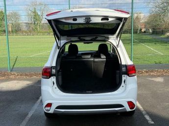 Mitsubishi Outlander 2.0h 12kWh GX4h CVT 4WD Euro 6 (s/s) 5dr