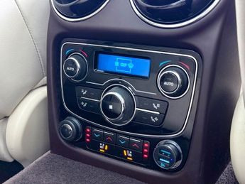 Jaguar XJ D V6 PORTFOLIO