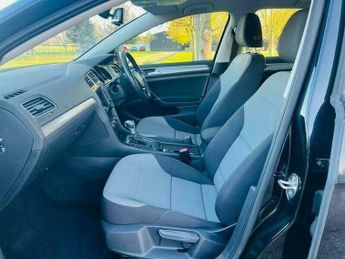 Volkswagen Golf e-Golf Auto 5dr