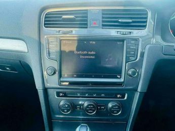 Volkswagen Golf e-Golf Auto 5dr