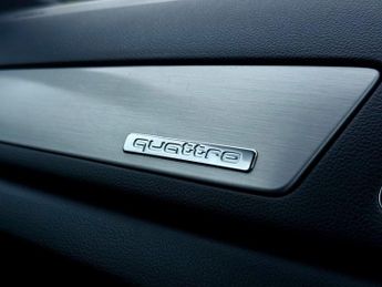 Audi Q3 TDI QUATTRO S LINE PLUS