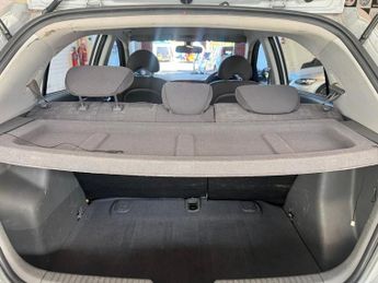 Kia Rio 1