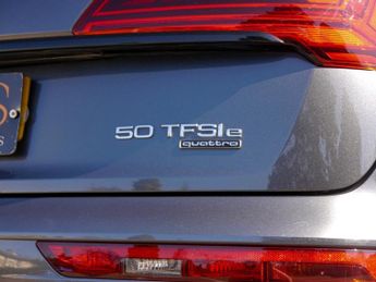 Audi Q5 TFSI E S LINE EDITION 1 QUATTRO - Full Audi Main Dealer History