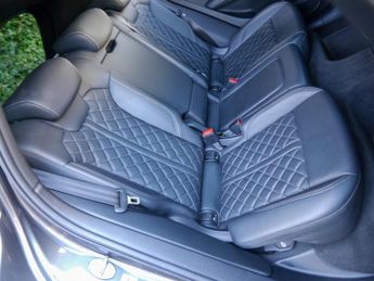 Audi Q5 TFSI E S LINE EDITION 1 QUATTRO - Full Audi Main Dealer History
