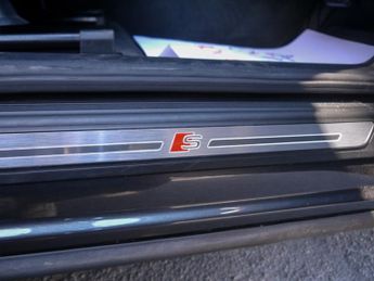 Audi Q5 TFSI E S LINE EDITION 1 QUATTRO - Full Audi Main Dealer History