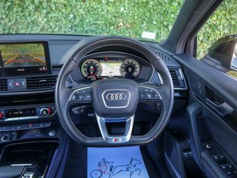 Audi Q5 TFSI E S LINE EDITION 1 QUATTRO - Full Audi Main Dealer History