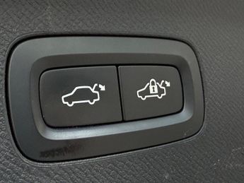 Volvo XC90 D5 POWERPULSE R-DESIGN PRO AWD