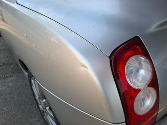 Nissan Micra CC ESSENZA