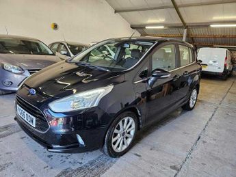 Ford B Max TITANIUM
