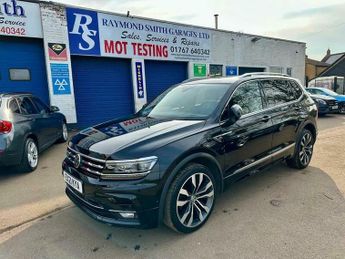 Volkswagen Tiguan 1.5 TSI EVO R-Line Tech DSG Euro 6 (s/s) 5dr