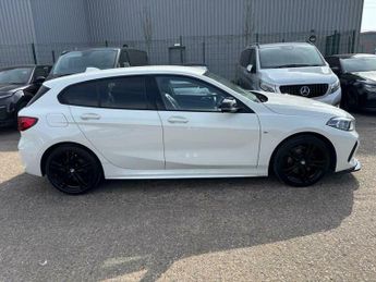 BMW 1 SERIES 1.5 118i M Sport (LCP) DCT Euro 6 (s/s) 5dr