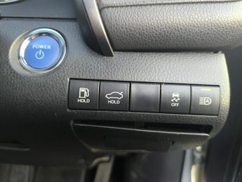 Toyota Camry 2.5 Hybrid Automatic VVT-I Excel 4dr Euro 6 PCO Ready 2 Keys ULE
