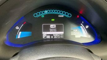 Nissan Leaf 30kWh Acenta Auto 5dr