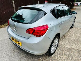 Vauxhall Astra 1.6 16v Design Auto Euro 5 5dr