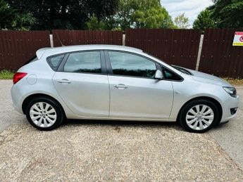 Vauxhall Astra 1.6 16v Design Auto Euro 5 5dr