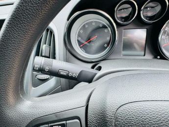 Vauxhall Astra 1.6 16v Design Auto Euro 5 5dr