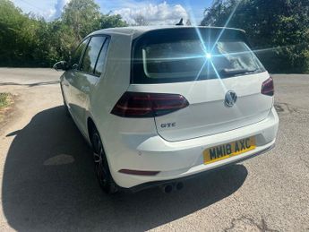 Volkswagen Golf GTE DSG
